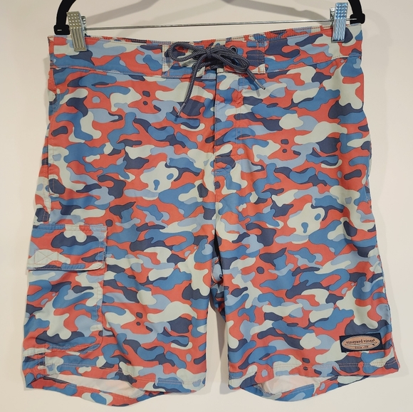 Vineyard Vines Men's Swim Hybrids - Blue and Red Camo - Picture 1 of 11